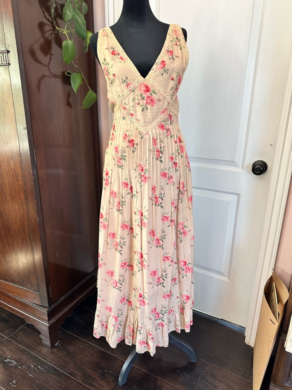 Love Sam Cream Maxi Dress with Pink Rose Print